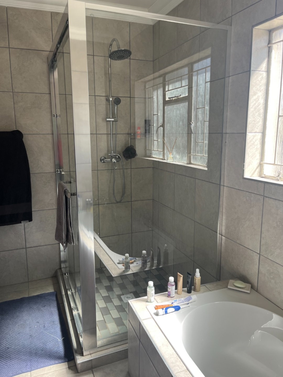 3 Bedroom Property for Sale in Wilkoppies North West